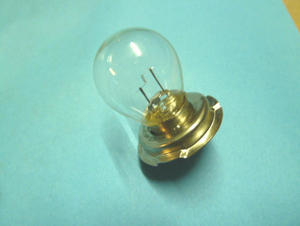 Ampoule P26S collerette  6v 15w NORMA jaune